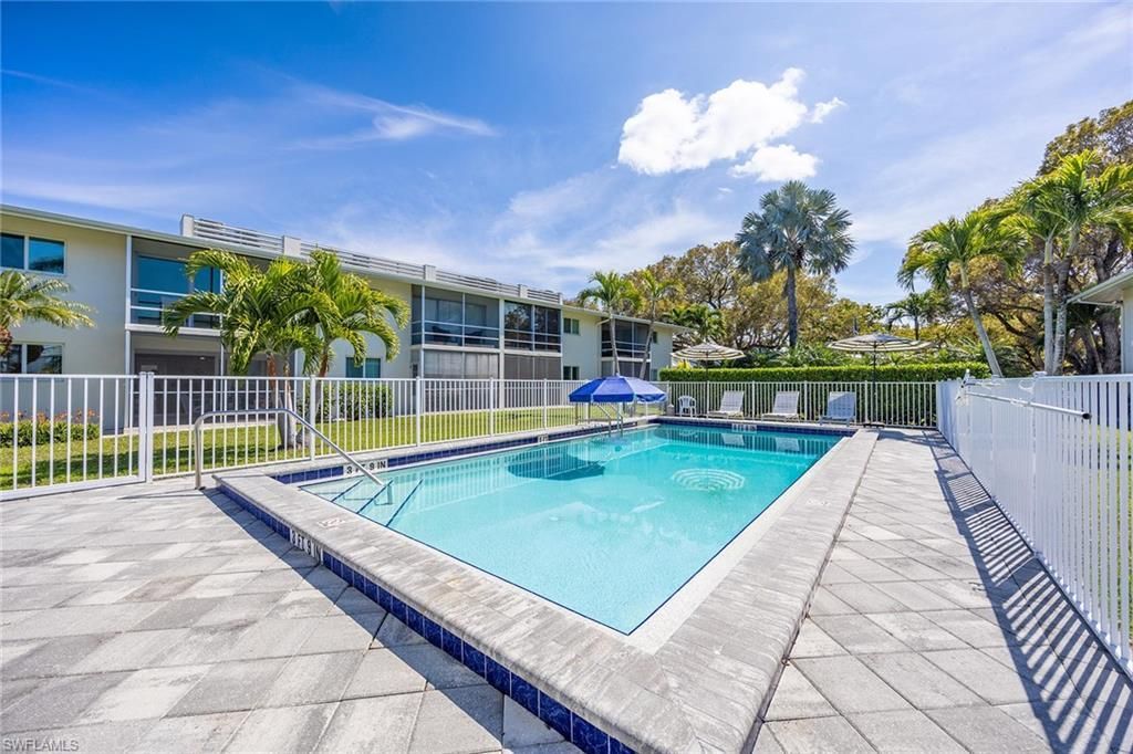 1417 Chesapeake Ave, Unit 104, Naples, FL 34102 Photo