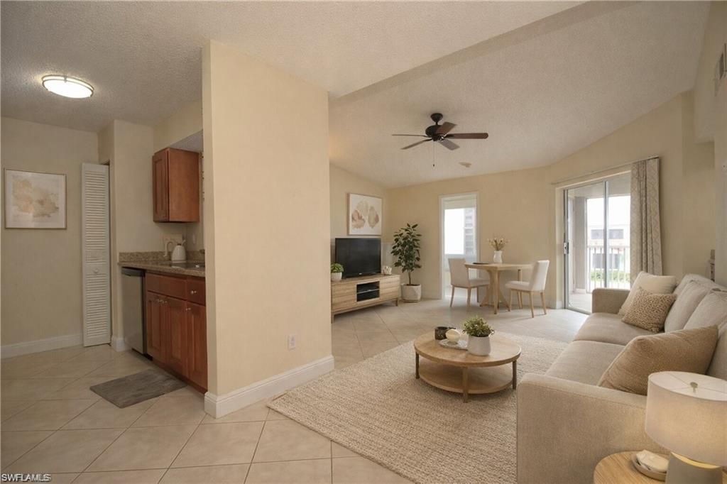 194 Santa Clara Dr, Unit 194, Naples, FL 34104 Photo