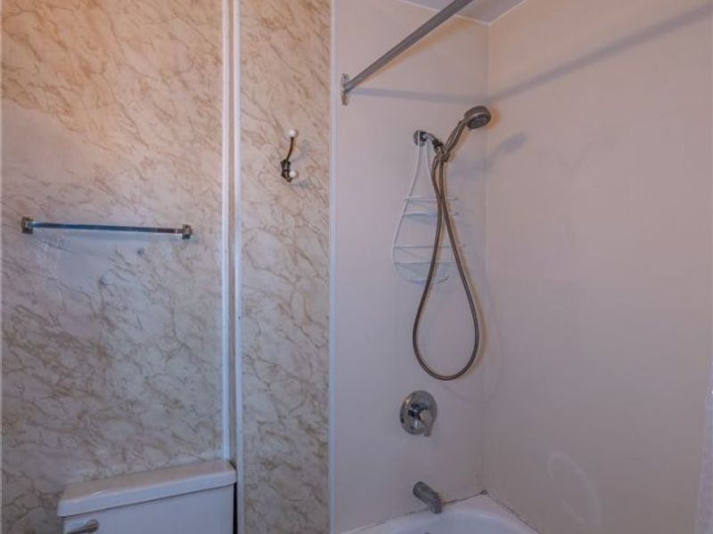 12002 Paul Avenue, Cleveland, OH 44106 Photo 21