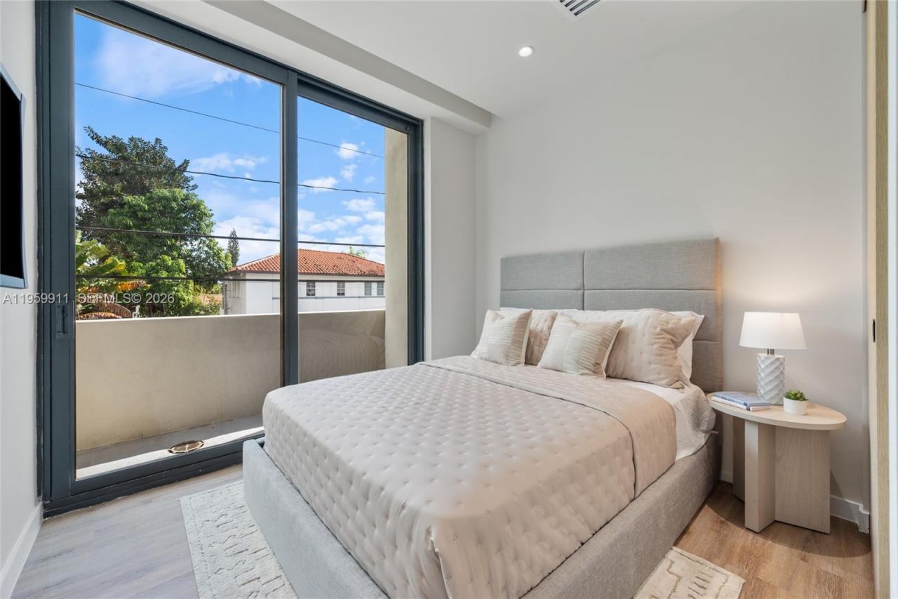 3601 SW 23rd Ter, Unit 1, Miami, FL 33145 Photo