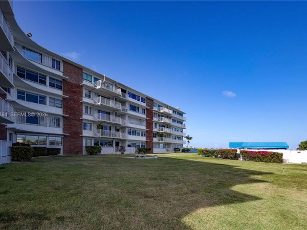 1700 NE 105th St , Unit 512, Miami Shores, FL 33138