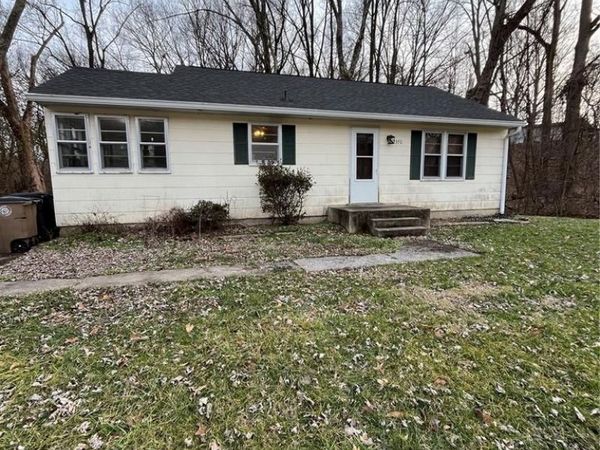 370 Country Club Drive, Cape Girardeau, MO 63701