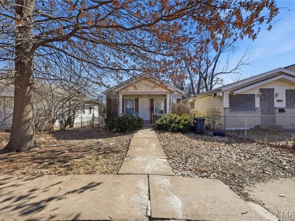 2148 Oakdale Avenue, St Louis, MO 63121