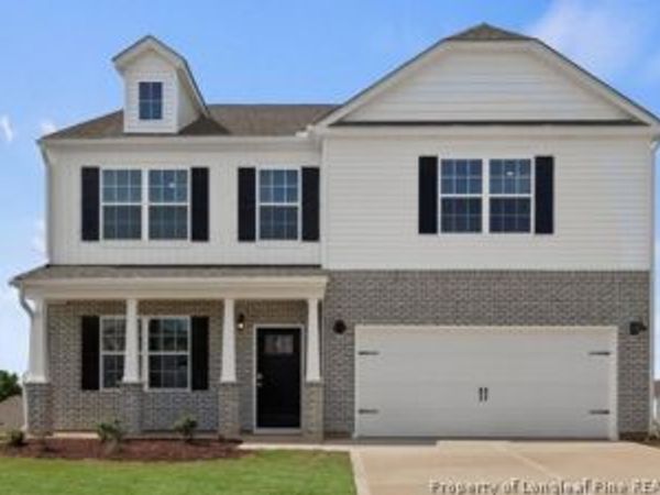700 Lazy Elm Lane, Aberdeen, NC 28315