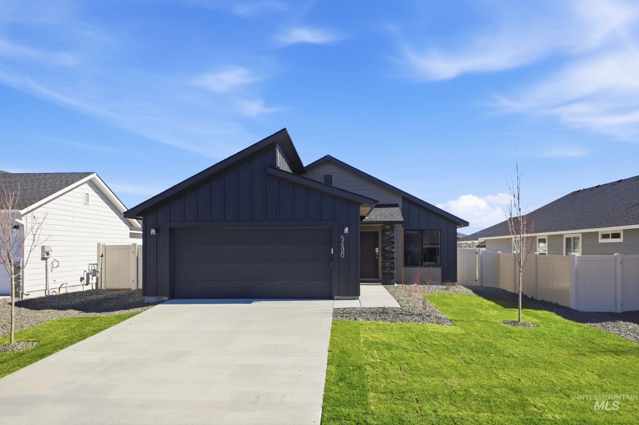 5490 S Bittercreek Ave, Meridian, ID 83642 Main Photo