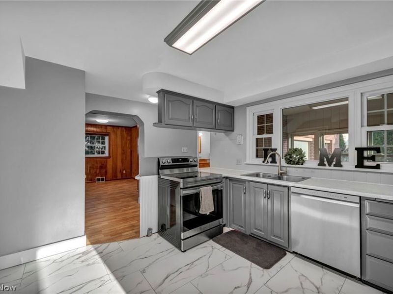 232 Edna Street, Poland, OH 44514 Photo 12