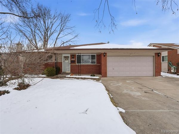 27944 Flanders Avenue, Warren, MI 48088