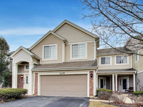105 Heritage Lane, Streamwood, IL 60107