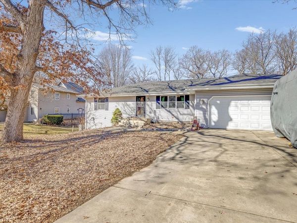 585 Knollwood Drive, LAKE SUMMERSET, IL 61019