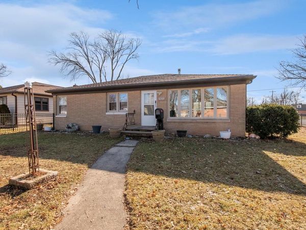 1626 LILAC STREET, Green Bay, WI 54302