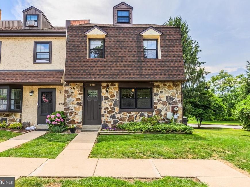 172 Stirling Court, West Chester, PA 19380 Main Photo