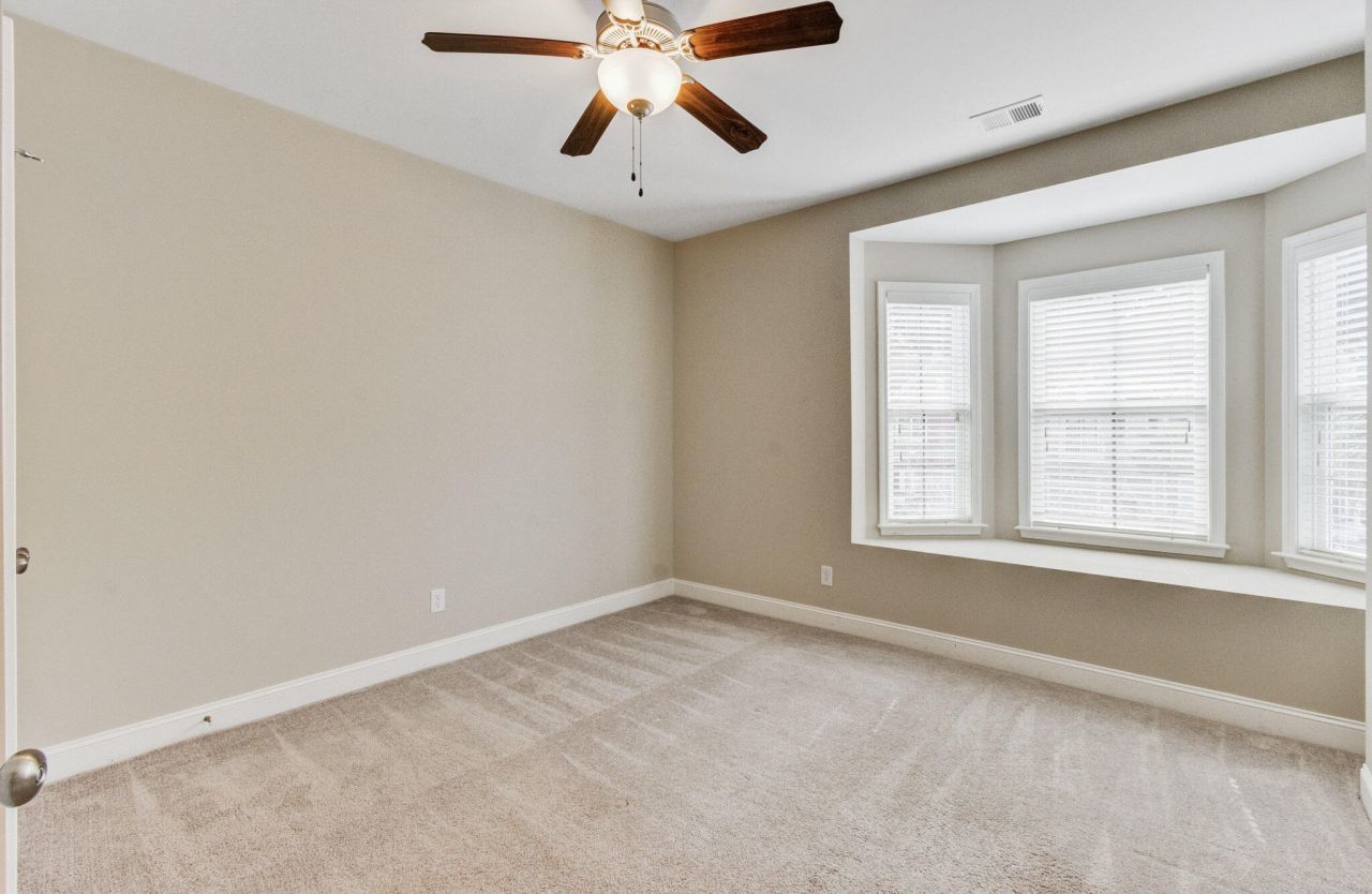 2005 Kings Gate Lane Photo 20