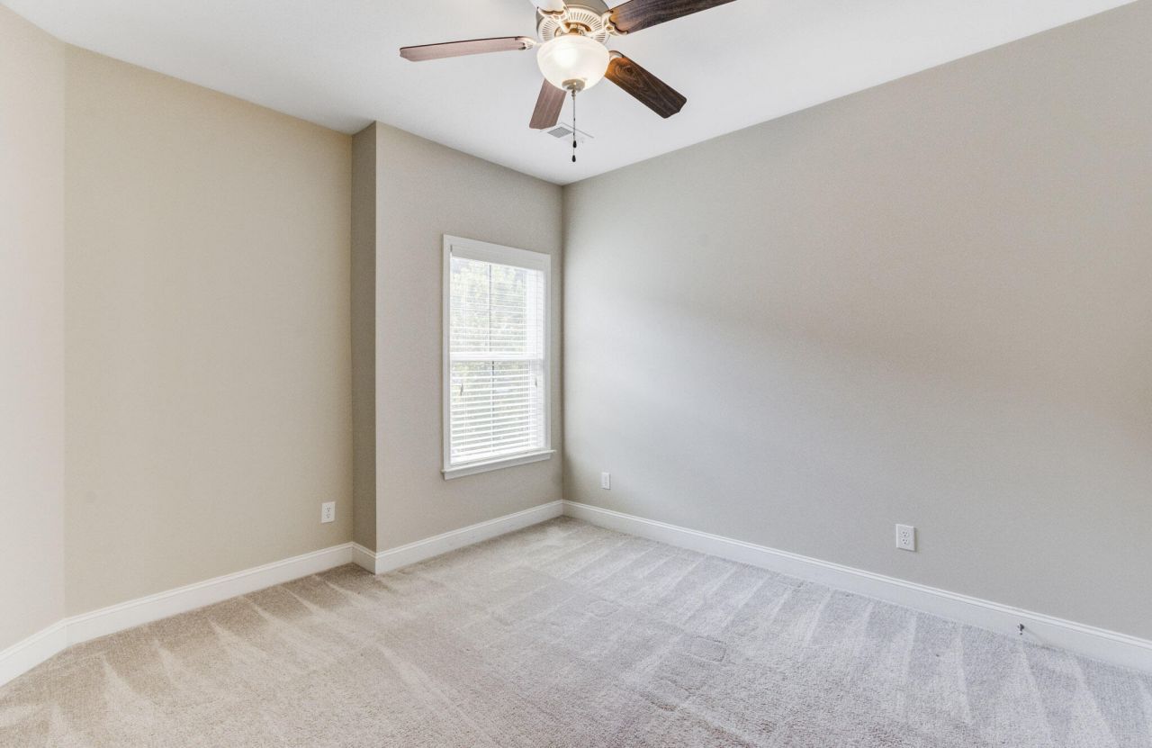 2005 Kings Gate Lane Photo 23