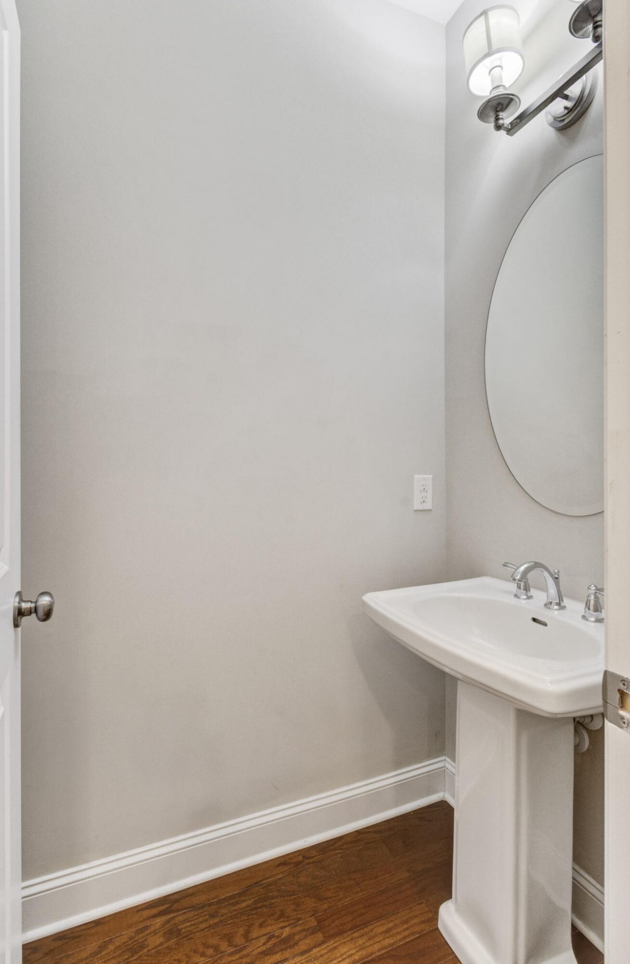 2005 Kings Gate Lane Photo 7