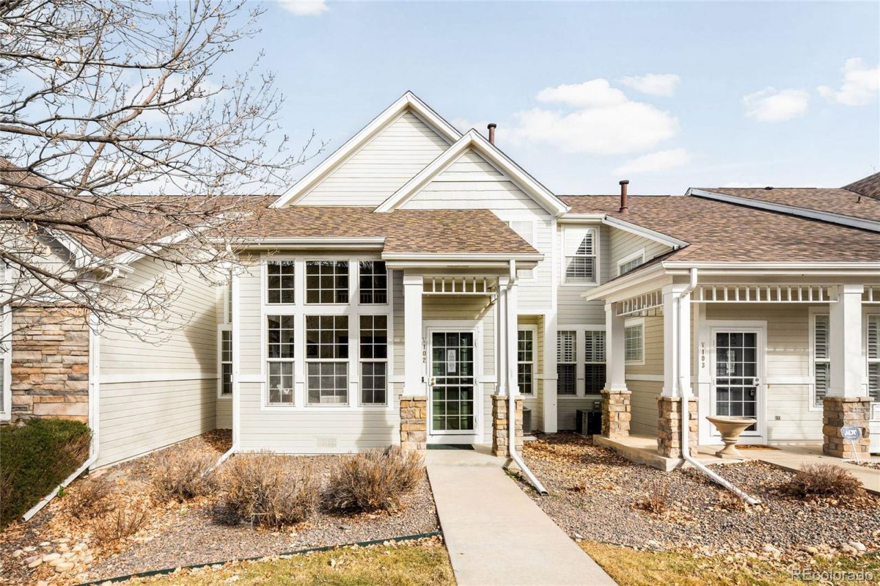 8300 Fairmount Drive, Unit V102, Denver, CO 80247 Main Photo