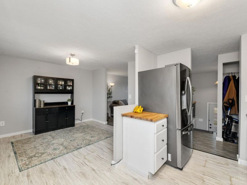 11484 Ravensburg Court, Forest Park, OH 45240 Photo 9