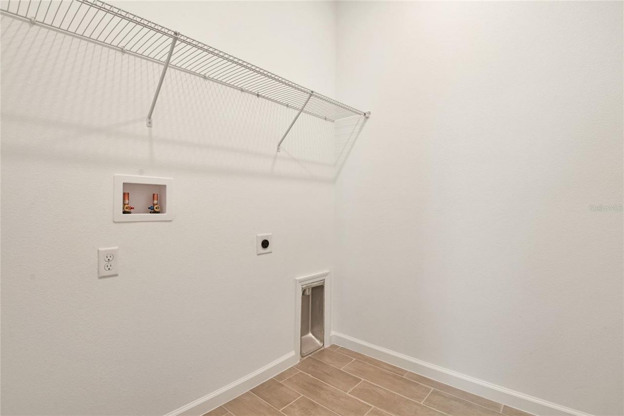 1253 Daisy Hill Avenue, Dundee, FL 33838 Photo