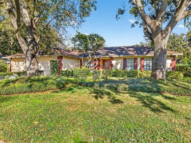 6418 JACQUELINE ARBOR DRIVE, TEMPLE TERRACE, FL 33617