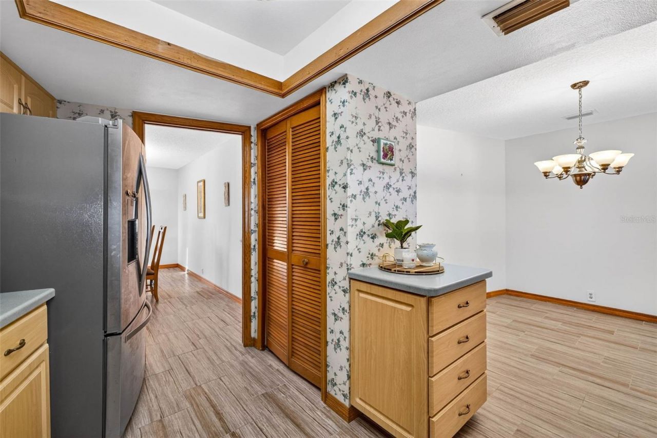 6418 Jacqueline Arbor Drive, Temple Terrace, FL 33617 Photo