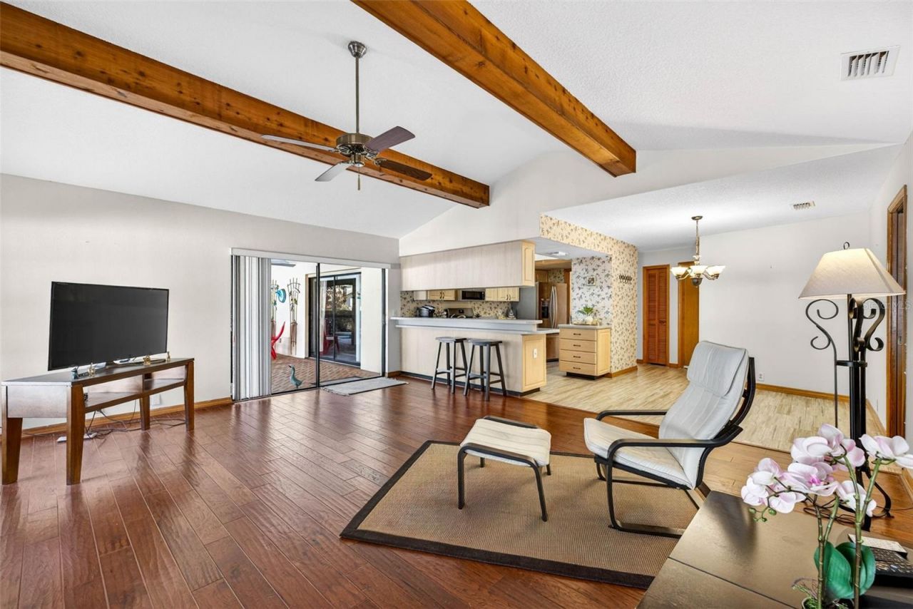 6418 Jacqueline Arbor Drive, Temple Terrace, FL 33617 Photo