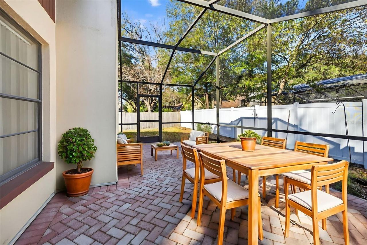 6418 Jacqueline Arbor Drive, Temple Terrace, FL 33617 Photo