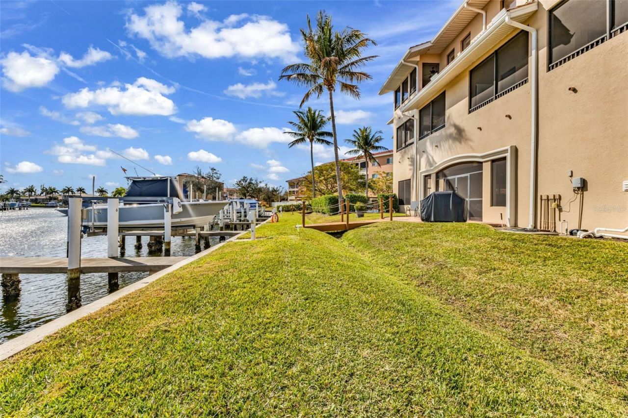 3308 Purple Martin Drive, Unit 122, Punta Gorda, FL 33950 Photo