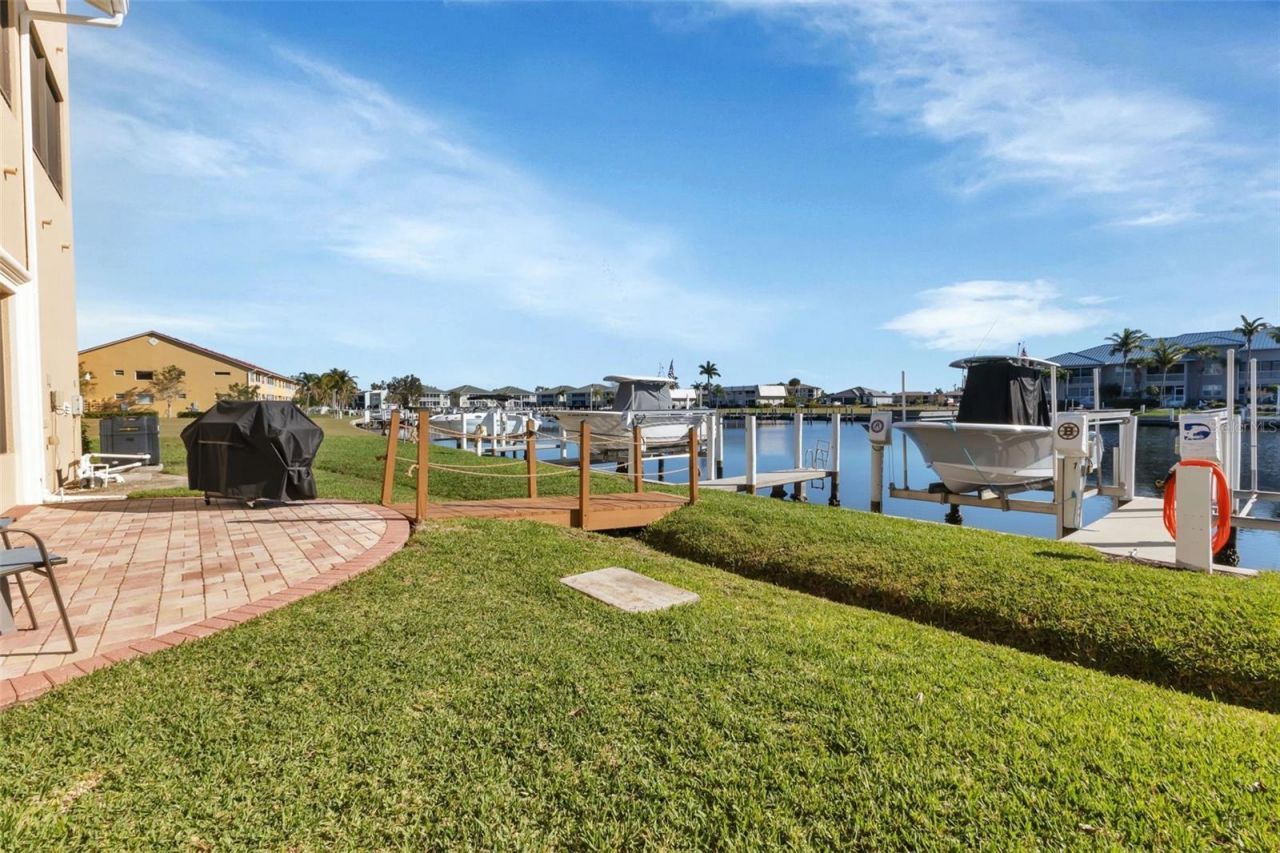 3308 Purple Martin Drive, Unit 122, Punta Gorda, FL 33950 Photo