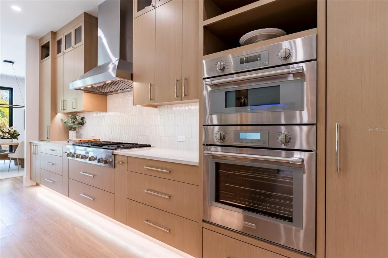 1959 Wisteria Street, Sarasota, FL 34239 Photo