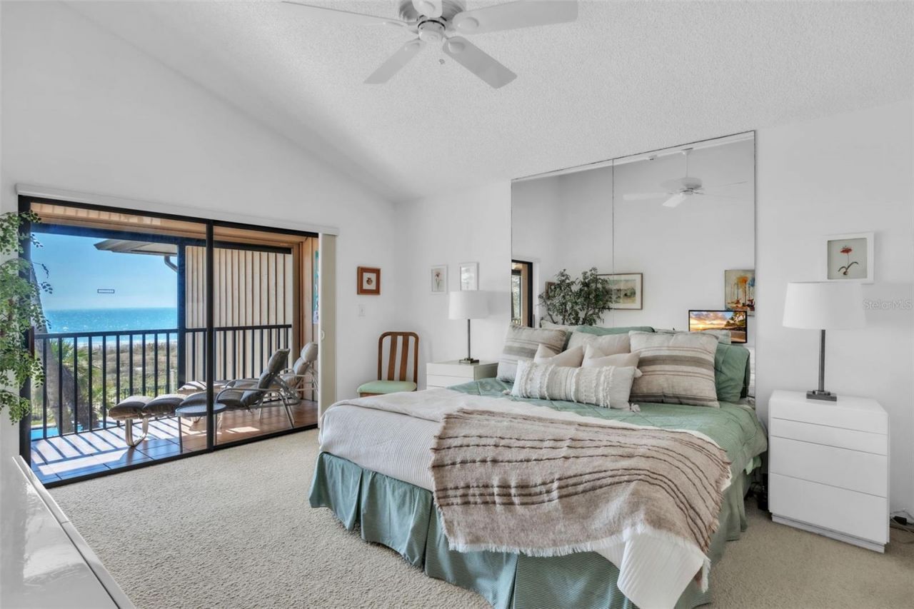 5635 Gulf Of Mexico Drive, Unit 202, Longboat Key, FL 34228 Photo