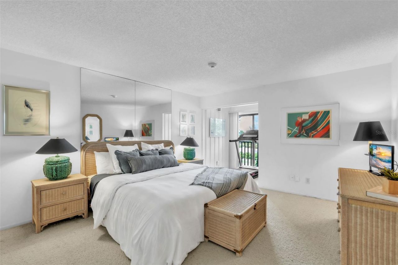 5635 Gulf Of Mexico Drive, Unit 202, Longboat Key, FL 34228 Photo