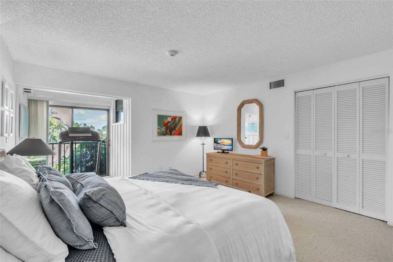 5635 Gulf Of Mexico Drive, Unit 202, Longboat Key, FL 34228 Photo