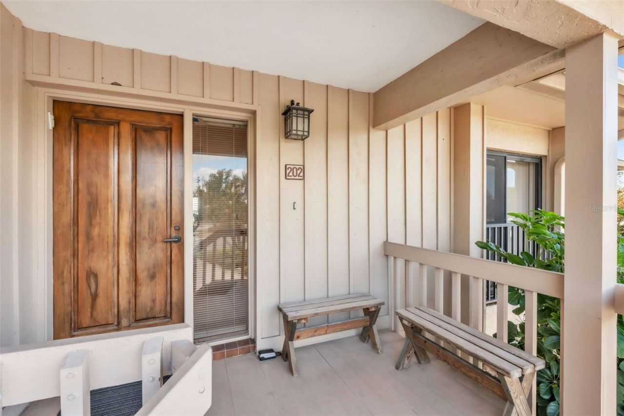 5635 Gulf Of Mexico Drive, Unit 202, Longboat Key, FL 34228 Photo