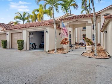 206 NEWPORT DRIVE, Unit 803, NAPLES, FL 34114