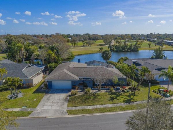 6667 GREENBRIER DRIVE, SEMINOLE, FL 33777