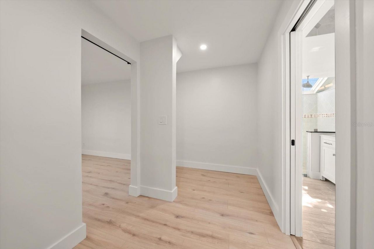 6667 Greenbrier Drive, Seminole, FL 33777 Photo