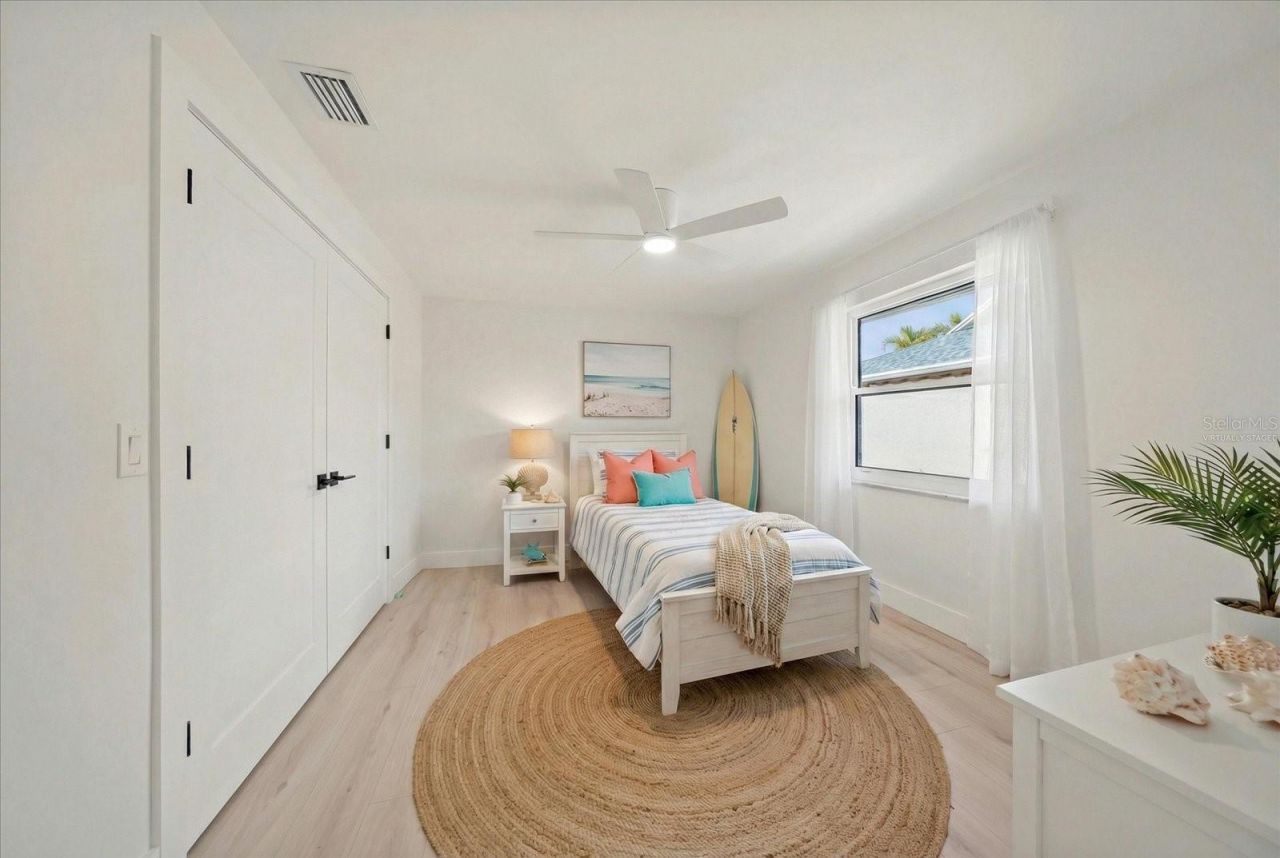 6667 Greenbrier Drive, Seminole, FL 33777 Photo