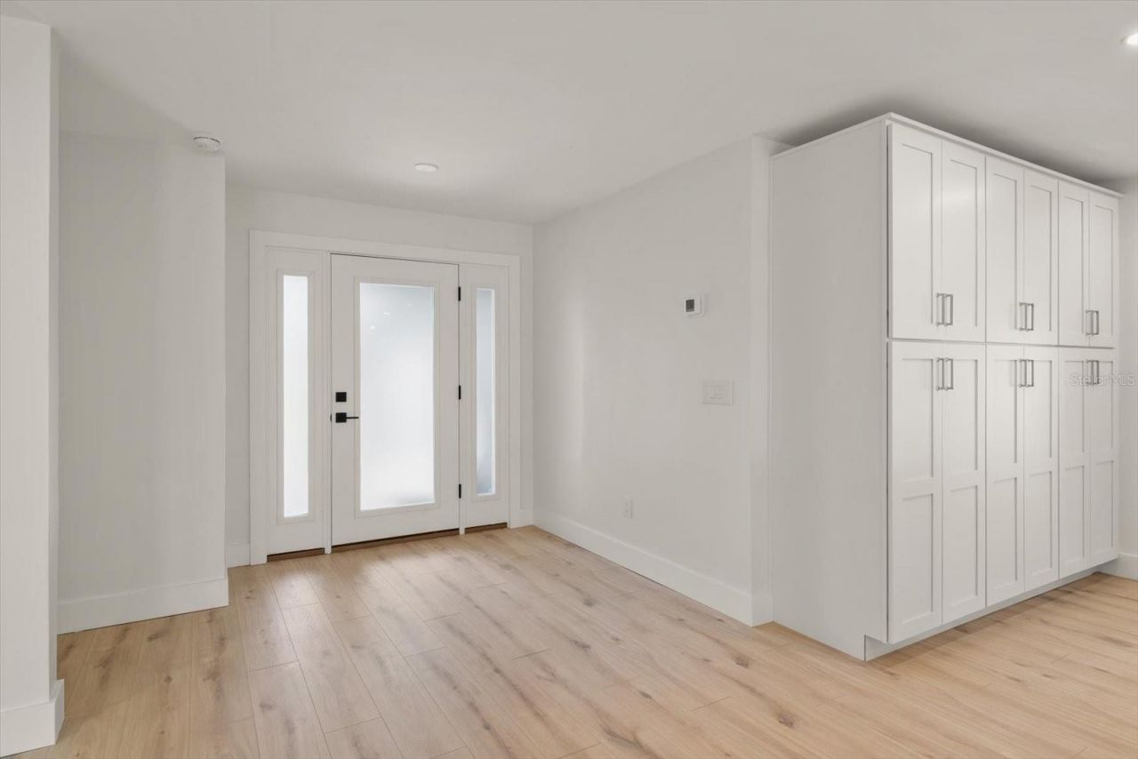 6667 Greenbrier Drive, Seminole, FL 33777 Photo