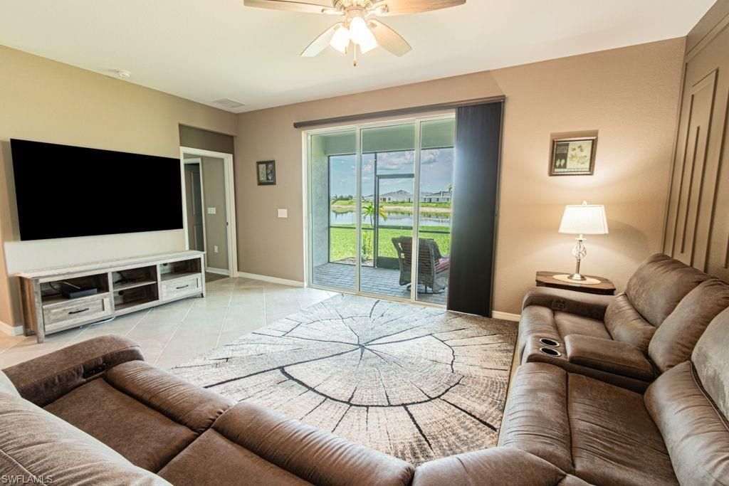 3943 E Hampton Cir, Alva, FL 33920 Photo