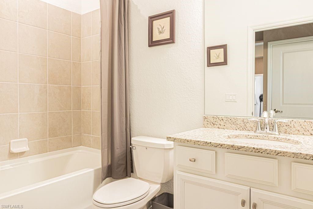 3943 E Hampton Cir, Alva, FL 33920 Photo