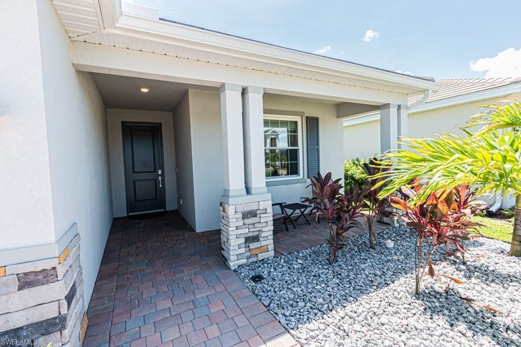 3943 E Hampton Cir, Alva, FL 33920 Photo