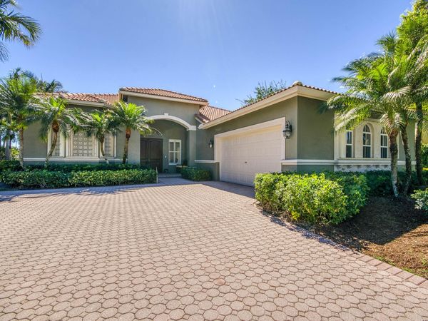 8387 Ironhorse Court, West Palm Beach, FL 33412