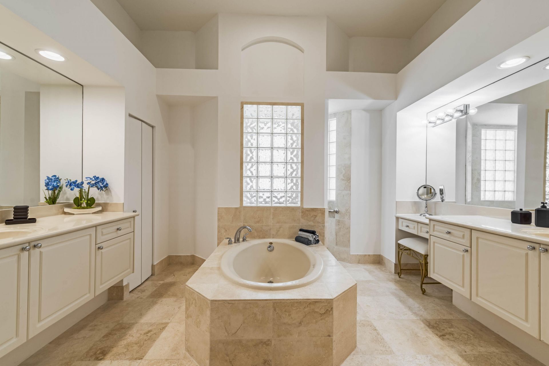 8387 Ironhorse Court, West Palm Beach, FL 33412 Photo