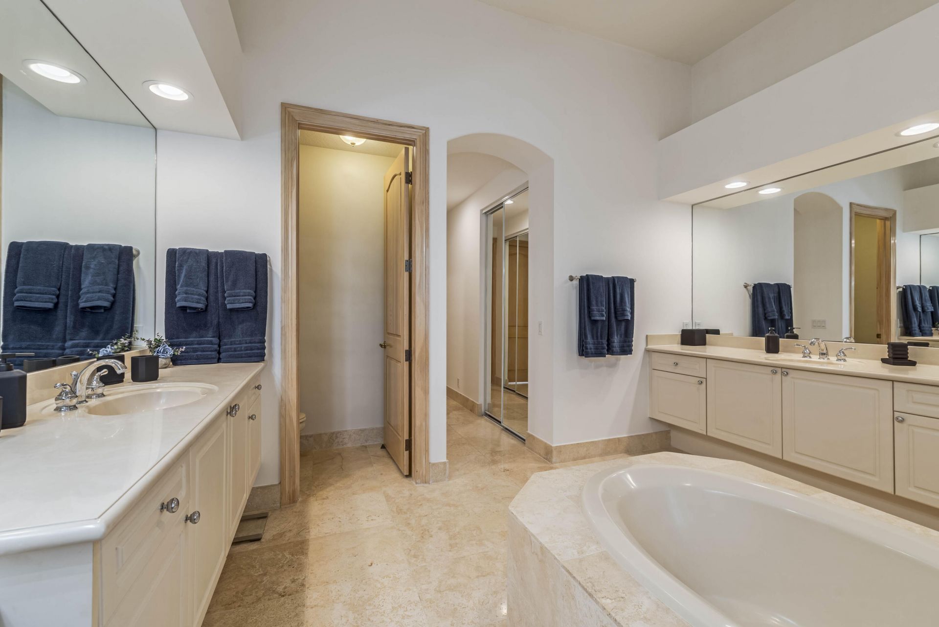 8387 Ironhorse Court, West Palm Beach, FL 33412 Photo