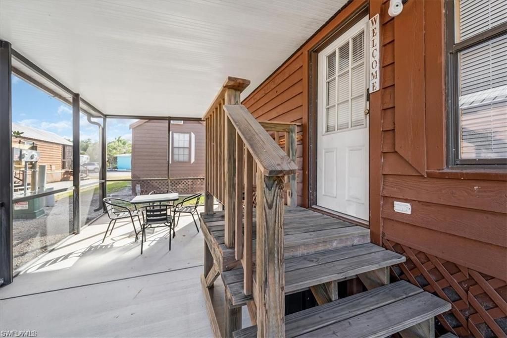 825 Copeland Ave S, Unit 20, Everglades City, FL 34139 Photo