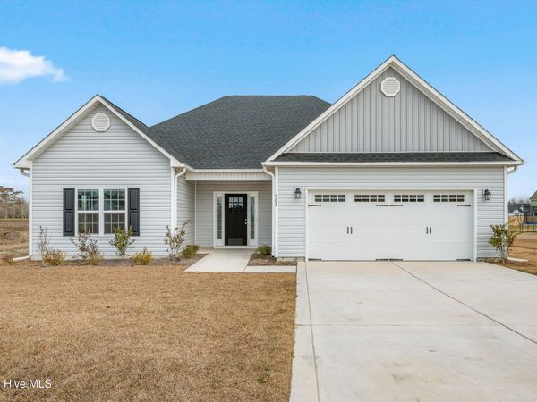 505 E Blackwater Lane, Maysville, NC 28555