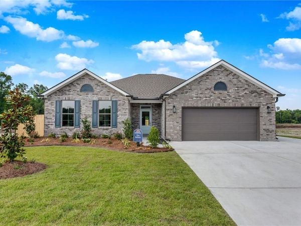 972 DANDELION Drive, Waggaman, LA 70094