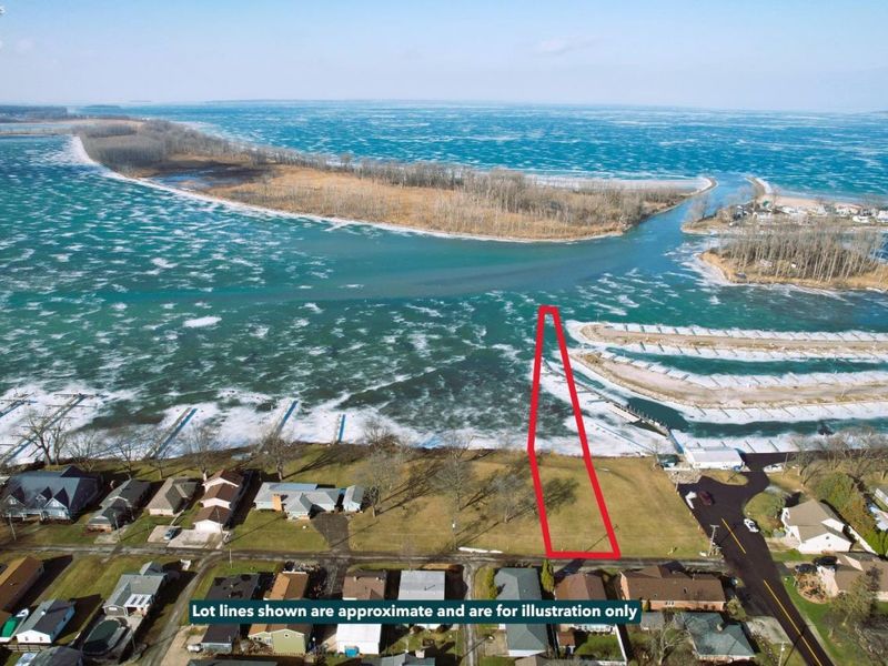 2 Downend Drive, Marblehead, OH 43440 Photo 2