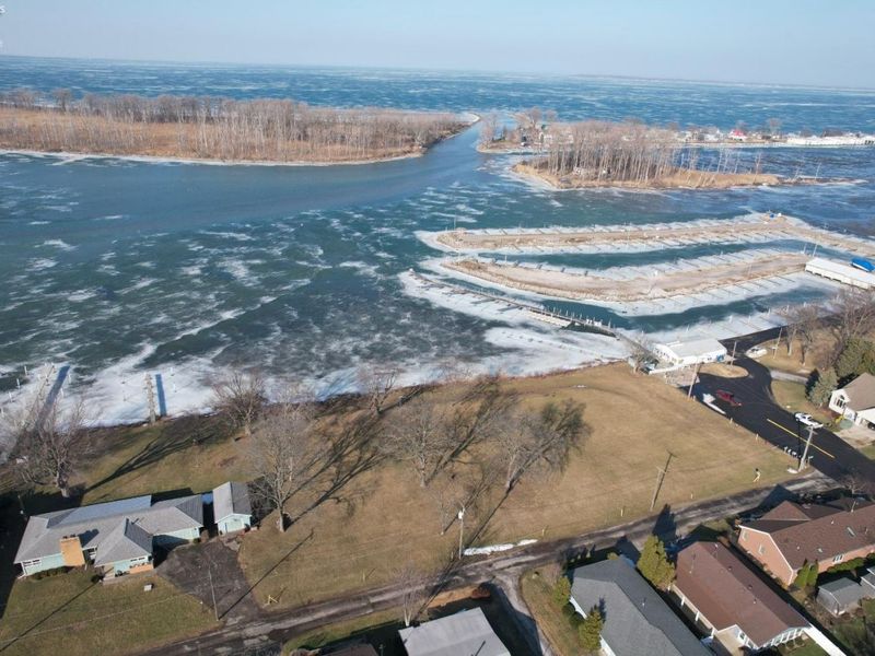 2 Downend Drive, Marblehead, OH 43440 Photo 3