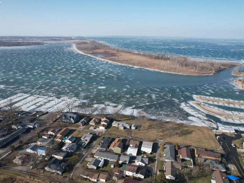 2 Downend Drive, Marblehead, OH 43440 Photo 7