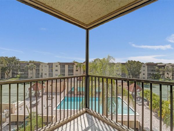 10501 W Broward Blvd, Unit 406, Plantation, FL 33324